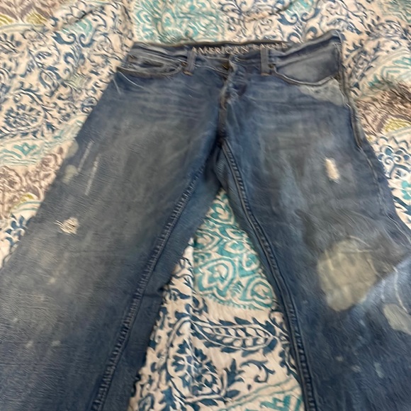 American eagle - Picture 1 of 7